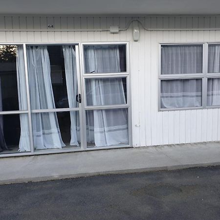 Alcamo Motel Hamilton Exterior photo