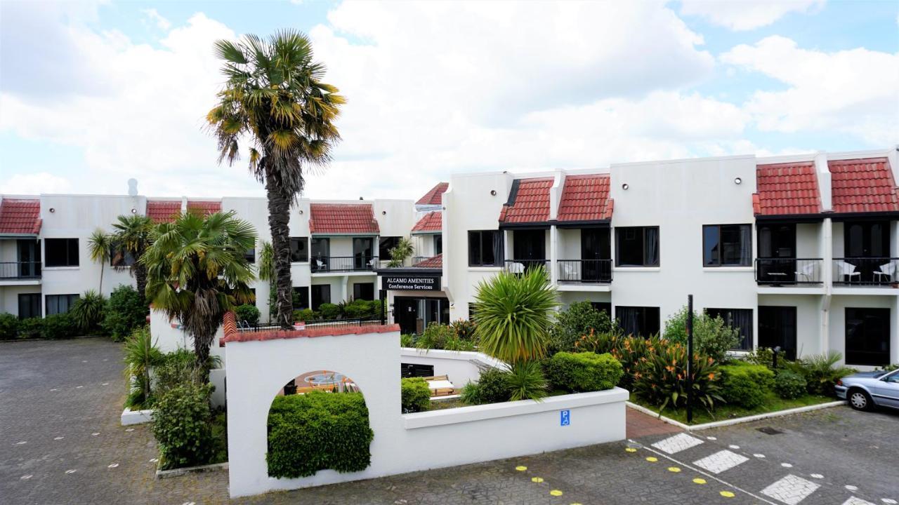 Alcamo Motel Hamilton Exterior photo